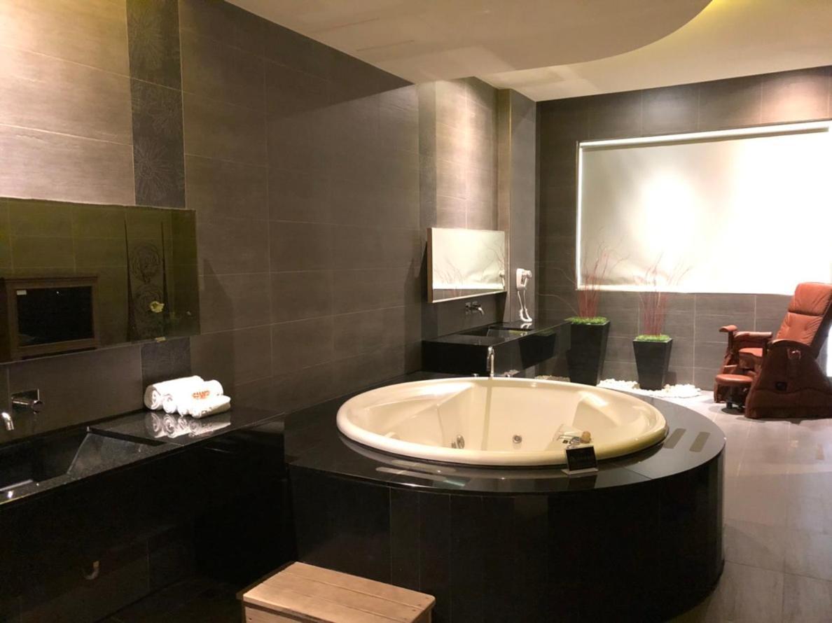 Idee Spa Motel Yangmei Esterno foto