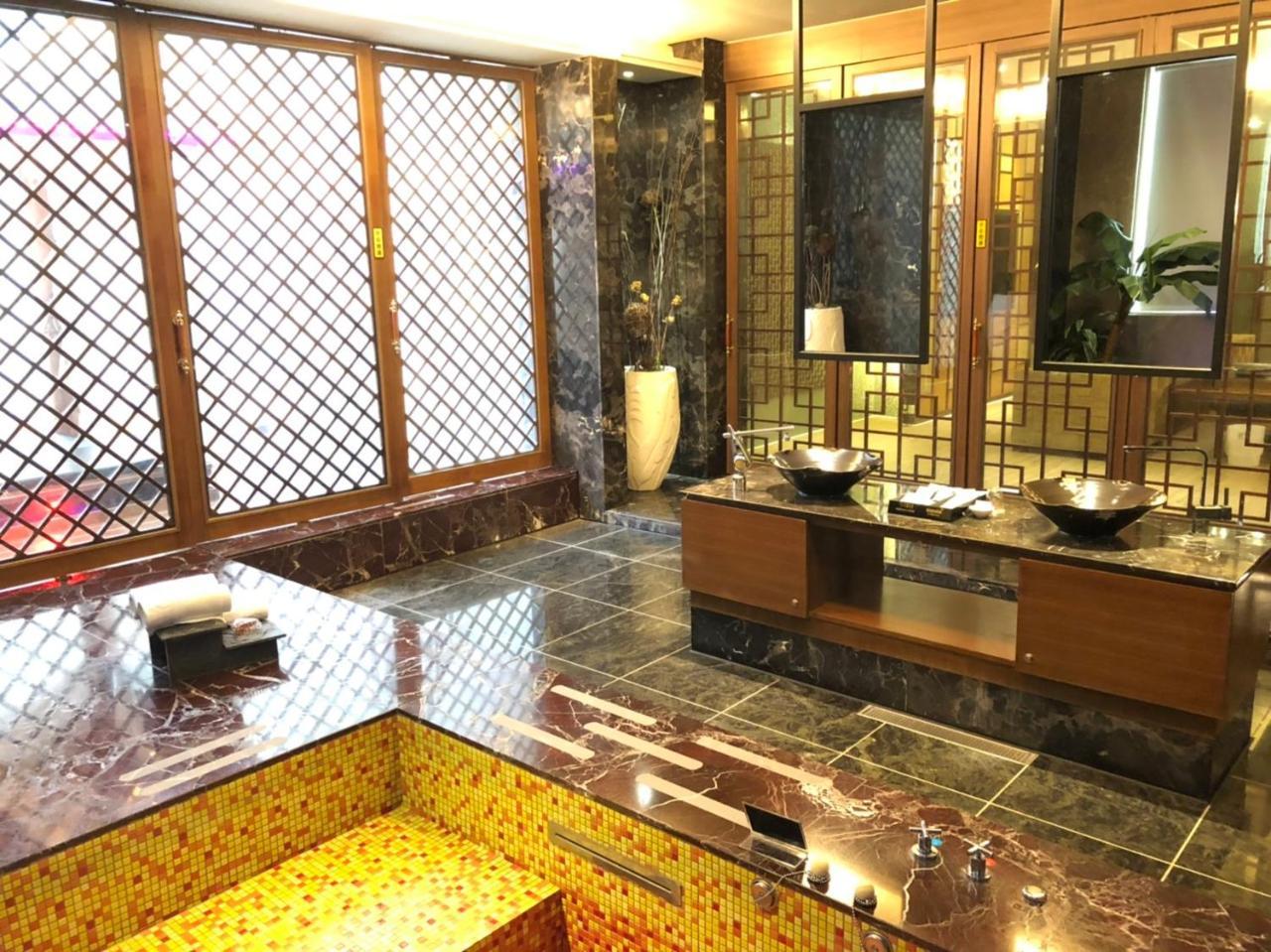 Idee Spa Motel Yangmei Esterno foto